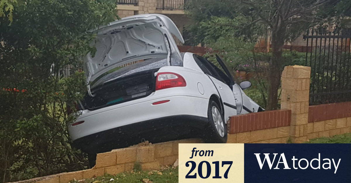 Crash cleared Great Eastern Highway reopened after car smashes into hotel wall